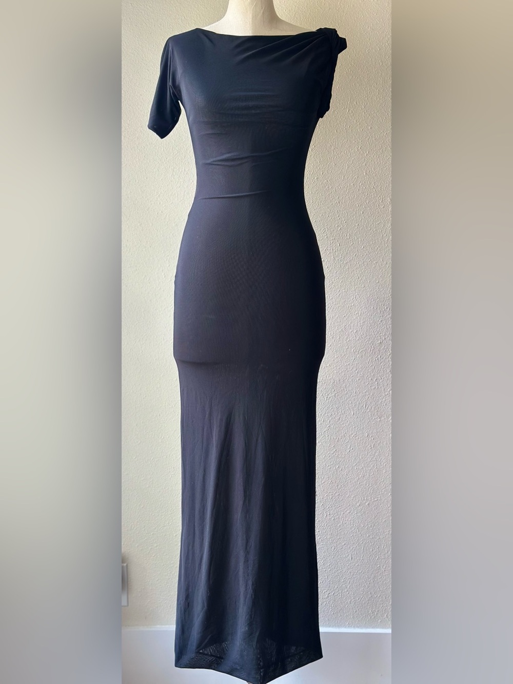 KHY Kylie Jenner Mesh Stretch Twist Maxi Dress Black Asymmetric Off Shoulder